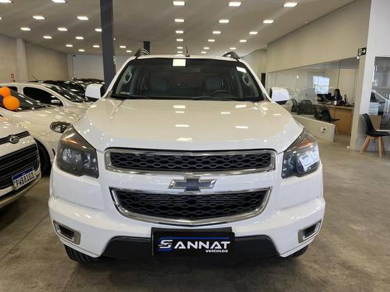 CHEVROLET S10 2.4 LS 4X2 CD 8V FLEX 4P MANUAL CHEVROLET S10 2.4 LS 4X2 CD 8V FLEX 4P MANUAL